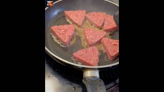 Music video thumbnail preview for Triangle - Burgers by Triangle