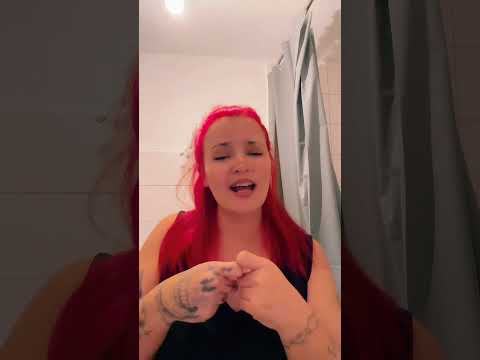 Rote Mütze raphi #dgs #gehörlos #deaf #deafcommunity