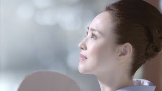 松田聖子、新CMでしっとり着物姿を披露　高畑充希は印象的な“目力”カット　「アスタリフト ホワイト」新CMが公開