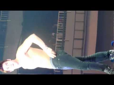 [Fancam] 120428 SS4 INA Siwon Water Splash