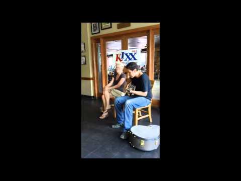 Jessica Ridley performs Flaming Red with Chris Rodriguez at WXXK in Lebanon, NH