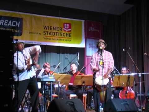 Outreach Festival 2010 - MoZuluArt feat. Ambassade String Quartet