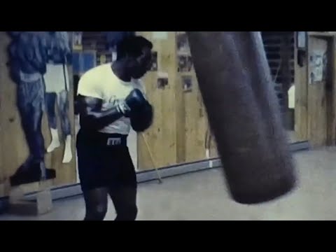 Rare footage of Earnie Shavers hitting heavy bag