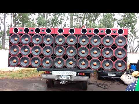 Triton alto falantes