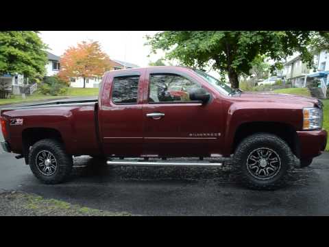 2008 chevy silverado 28570r17 Nitto trail Grapplers