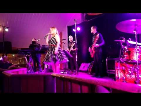 Heidi Pakarinen ja Karavaani - Bon Voyage