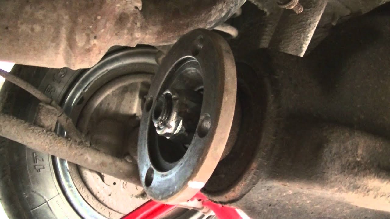 Как затянуть гайку хвостовика на редукторе заднего моста ВАЗ 2107 без ...