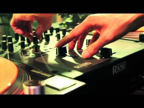 FLIPSIDE feat. DJ WILL with ANDREW CHOW + MC NARA *F1 Weekend*