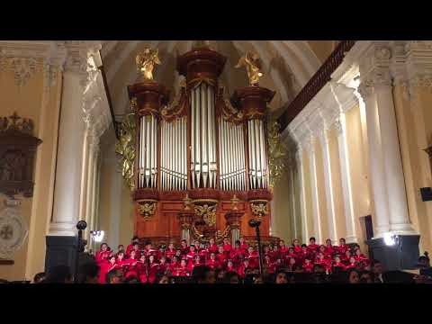 ADORAMUS TE REX GLORIA