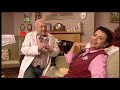 Bear Behaving Badly S02E25 Wedding Belles