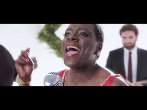 Video thumbnail for White Christmas