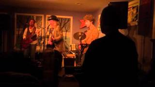 Mama Please (Live) at Wood House Concerts