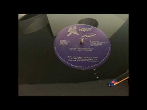 THE KEE 85 - TRAFFIC VIOLATOR