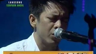 Download lagu Ariel noah ft. Momo geisha _yg terdalam  keren banget mp3