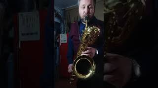 Video thumbnail for Sax Barítono Júpiter JBS1000 by Luthier de Sopros Adriano Sviech