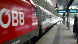 preview picture of video 'Bad Aussee Bahnhof Ankunft des Kurszuges'