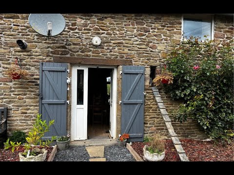 Unique Family Home in Mayenne - A Must-See Property with Endless Charm!