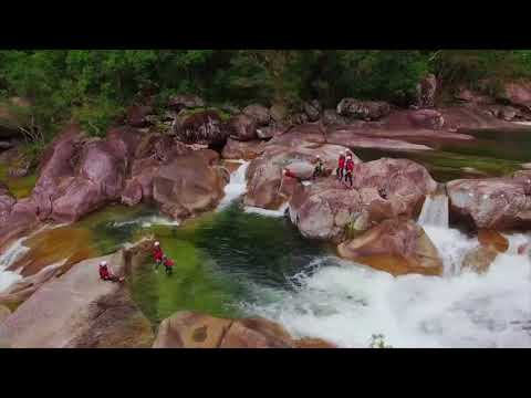 Behana Canyoning | Behana Gorge Canyoning Tour | Experience Oz