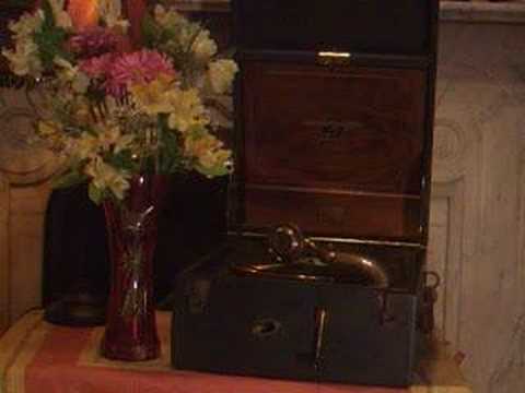 "I Wanna Be Loved By You", Bob Haring and His Orchestra