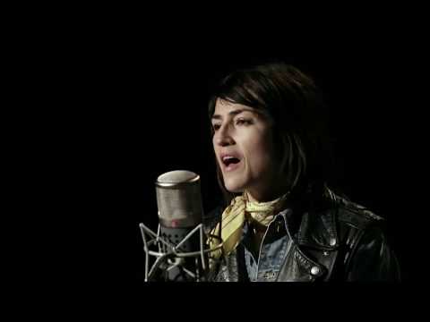 Joan As Police Woman live at Paste Studio NYC
