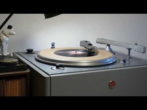 Struttin with Some Barbecue / Sidney Bechet with Claude Luter et son Orchestre