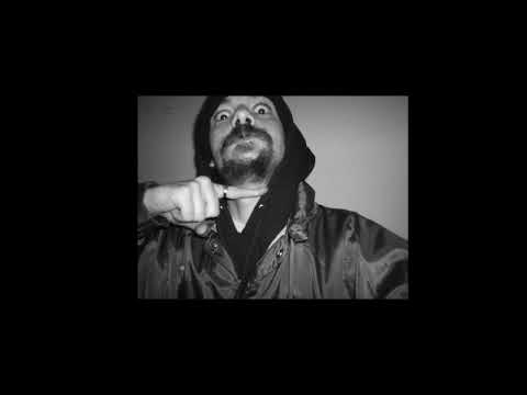 Kingzero - Mâinile Pe Piept