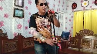Download lagu Cover Lagu versi Ian Kasela ' BUIH JADI PERMADANI '...By .Anang Kasela.....👍✌️👌😎😜 mp3