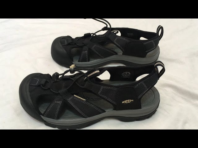 Vídeo relacionado con Harssidanzar Zapatillas cruzadas masculinas sandalias ligeras zapatillas de verano,adecuadas para el secado rápido en interiores y exteriores KM229EU,Negro,Tamaño 43