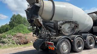 بيع Liebherr Betongroterare 9 m3 Liebherr Laxolås 9 m MSM ränna med fjärr - صورة 4 | Autoline SY Liebherr Betongroterare 9 m3 Liebherr Laxolås 9 m MSM ränna med fjärr | صورة 4 - Autoline