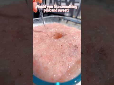 I made pink and sweet wine at home with sticky rice and fresh strawberries 🍓🍶