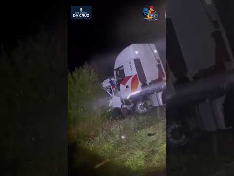 Acidente com ambulância deixa 2 mortos no Paraná