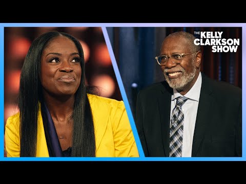 Kelly Clarkson Surprises Trailblazing Music Educator With Childhood Teacher