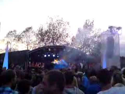Headcrash Ricardo Villalobos  Green and Blue 2009