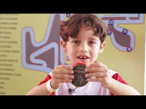 download lagu mp3 mp4 Senninha Racing Day, download lagu Senninha Racing Day gratis, unduh video klip Senninha Racing Day