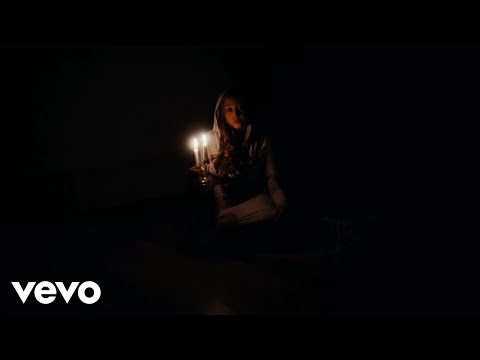 m.e.h. - Ghost In My Bedroom (Official Music Video)