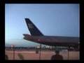 United Airlines Boeing 777 at Cheyenne, Wyoming ...