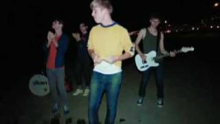 The Drums - Let&#39;s Go Surfing (official music video)
