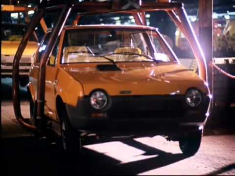 Fiat Strada - Handbuilt By Robots (1979, UK)