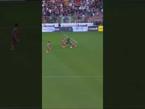 NUNO TAVARES from his own box 🏃