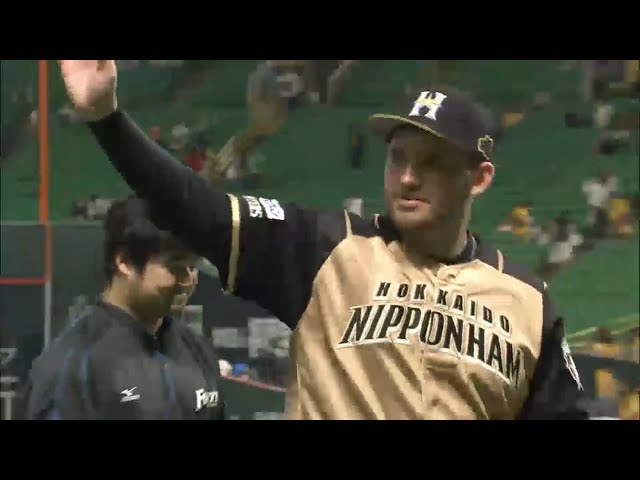 ファイターズ・レアード選手ヒーローインタビュー 2015/9/28 H-F