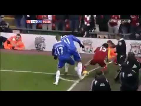 Jose Bosingwa Kung-Fu Kicked Yossi Benayoun