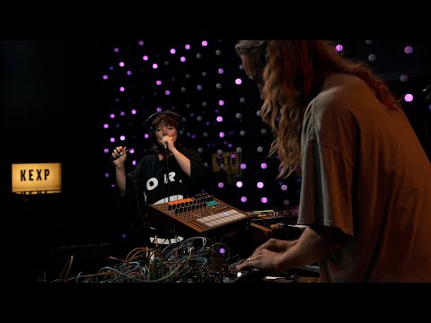 Sylvan Esso - Full Performance (Live on KEXP)