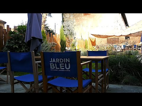 Le jardin Bleu Saint Girons,  un havre de paix en centre ville