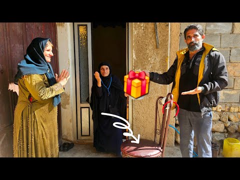 He Gave One Gift… You Won’t Believe What the Homeless Mother Did