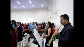 Casamento na paróquia Santa Suzana - Suzano /SP- música: theme from diving young