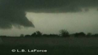 preview picture of video 'Edina/Kirksville, MO Tornado May 13, 2009'