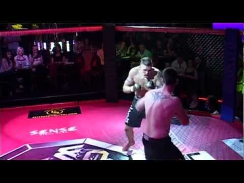 CLAN WARS 9 CHALLENGER- Vic Grundy VS Andrew Strain