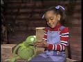 Classic Sesame Street Kermit And Yvette Talks About Body Parts 1975