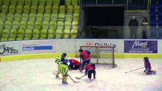 preview picture of video 'HC ZUBR Přerov B - HC Rýmařov  2.třídy  9.1.2011'