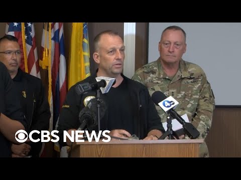 Hawaii Gov. Josh Green gives tsunami update with event in progress